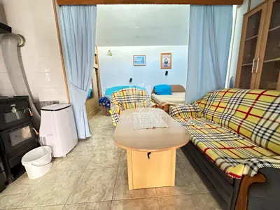 House in Pula, Monvidal - quiet location and potential - 9