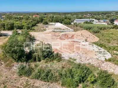 Istra, Pula - Gewerbegrundstück 2.340 m², Zonen I2 und K1 - 7