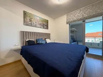 Atraktivan penthouse s panoramskim pogledom na more - Baška Voda - 10