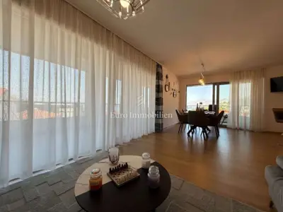 Atraktivan penthouse s panoramskim pogledom na more - Baška Voda - 3