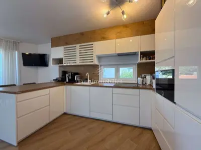Atraktivan penthouse s panoramskim pogledom na more - Baška Voda - 5