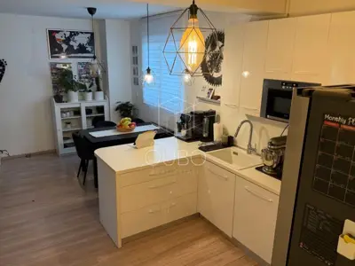 Stan 88 m², Valdebek, Pula - miran dio grada - 3