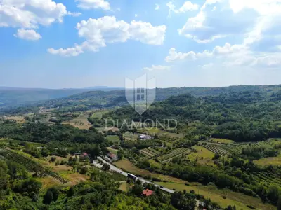 Građevinsko zemljište 1.100 m², Pićan - otvoren pogled - 9