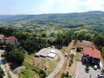 Građevinsko zemljište 1.100 m², Pićan - otvoren pogled - 6
