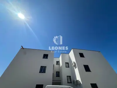 Apartment 91 m², Novigrad - new construction with two terraces and sea view - 3
