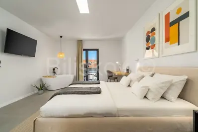 Villa 366 m², Supetar, 50 m vom Meer und Meerblick - 16