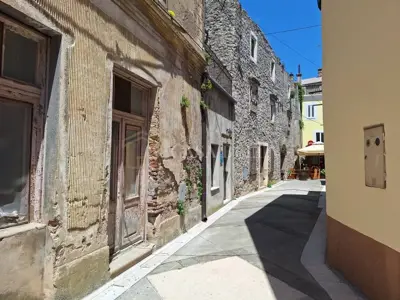 Building 450 m², Senj - center, 5 entrances and investment potential - 6