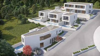 Crikvenica, dvoetažna kuća 108.9 m² s bazenom, prodaja