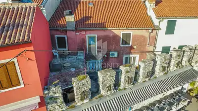 House 252 m², Novigrad - view of the city harbor - 16