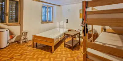 House 252 m², Novigrad - view of the city harbor - 6