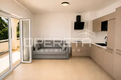 Apartment complex 555 m², Stara Novalja, first row to the sea - 15