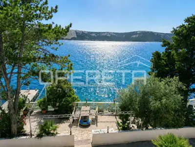 Apartment complex 555 m², Stara Novalja, first row to the sea - 10