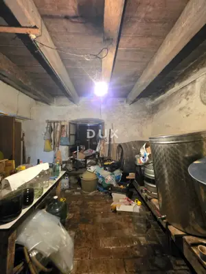 Kuća 160 m², Buzet - kamena stancija i privatnost - 10