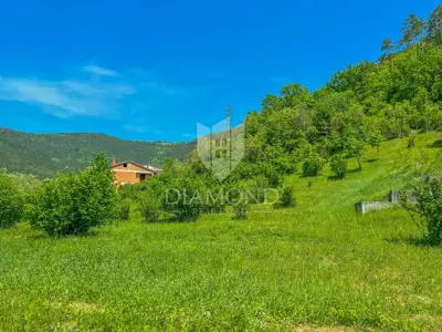Building plot 4,607 m², Oprtalj - view of Motovun - 4