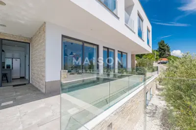 Villa 356 m², Čelina - atemberaubender Panoramablick auf Brač - 5