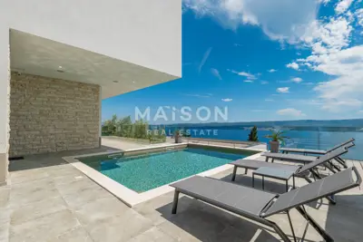 Villa 356 m², Čelina - atemberaubender Panoramablick auf Brač - 11