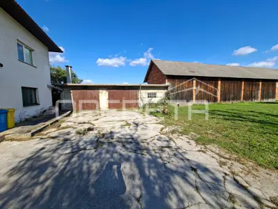 Haus zum Kauf in Rečica, 186 m² - 12