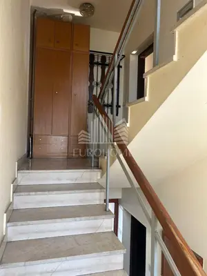 Haus 224 m², Donja Dubrava - ruhige Mikrolage - 8