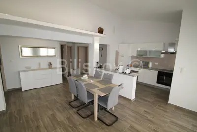 Kaštel Stari, stan 101 m², prodaja
