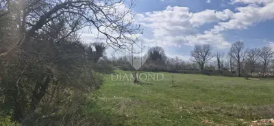 Svetvinčenat, surroundings, plot with building permit