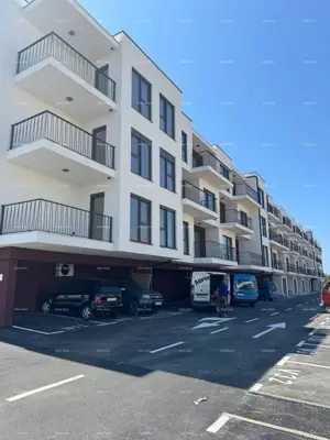 Apartment 55 m², Umag - 1st floor, loggia and parking space