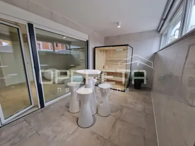 Villa 240 m², Medulin - panoramic sea view - 12