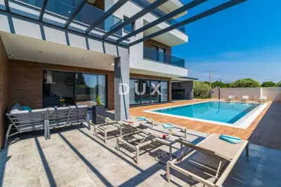 Villa 350 m², Fažana - panoramic sea view - 14