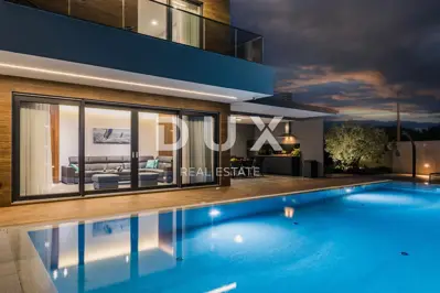 Villa 350 m², Fažana - panoramic sea view - 16