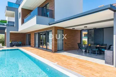 Villa 350 m², Fažana - panoramic sea view - 20