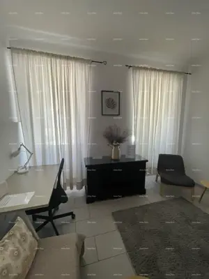 Stan 45 m², Pula Centar - namješten i klimatiziran - 3