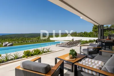 Villa 290 m², Labin - Meerblick und Pool - 22