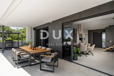 Villa 290 m², Labin - Meerblick und Pool - 19