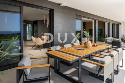 Villa 290 m², Labin - Meerblick und Pool - 17