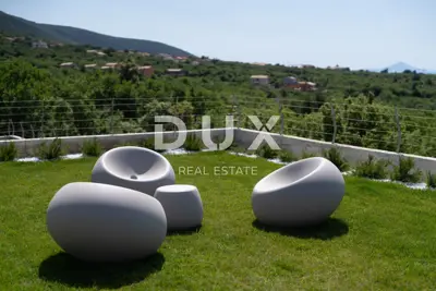 Villa 290 m², Labin - Meerblick und Pool - 12