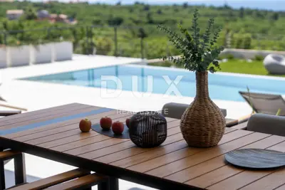 Villa 290 m², Labin - Meerblick und Pool - 13