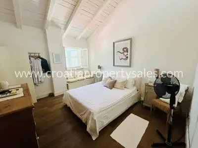 Haus, Brač, 132 m², 1 150 000 € - 9