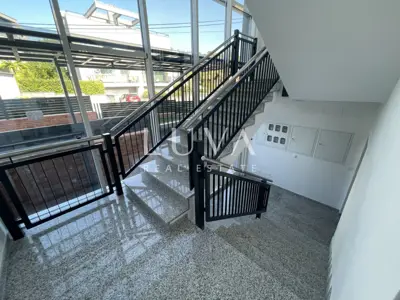 Stan 79,8 m², Perjavica - pogled na grad i zelenilo - 9
