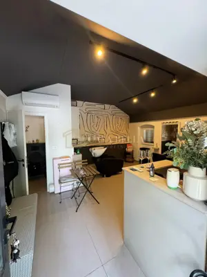 Kuća 300 m², Kostrena - 3 spavaće sobe i poslovni prostor - 9