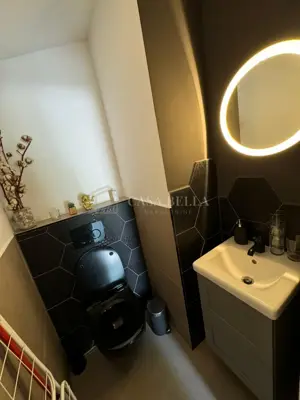 Kuća 300 m², Kostrena - 3 spavaće sobe i poslovni prostor - 11