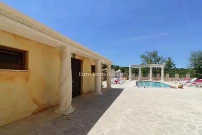 Einzigartige mediterrane Villa mit Pool auf der Insel Krk! - 8