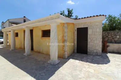 Einzigartige mediterrane Villa mit Pool auf der Insel Krk! - 9