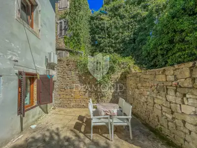 Kuća 172 m², Oprtalj - centar, renovirana - 13
