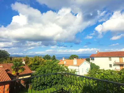 Kuća 241 m², Malinska na Krku, pogled na more i terasa - 2