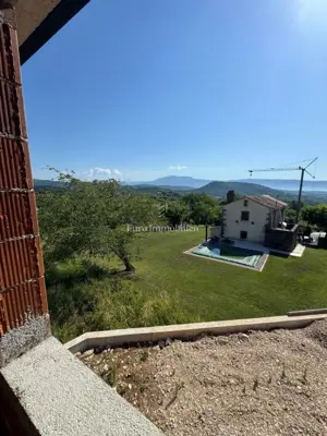 Haus 181 m², Pićan - ruhige Lage und Pool - 6