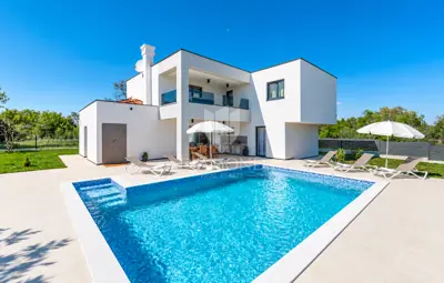 Kuća 190 m², Marčana - bazen i sauna