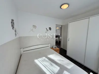 Kuća 222 m², Vir - 4 apartmana i terasa - 6