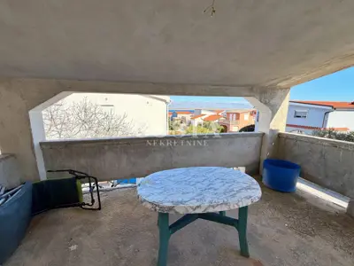 Kuća 222 m², Vir - 4 apartmana i terasa - 13