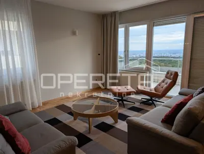 Apartment for rent in Šestine, 240 m²
