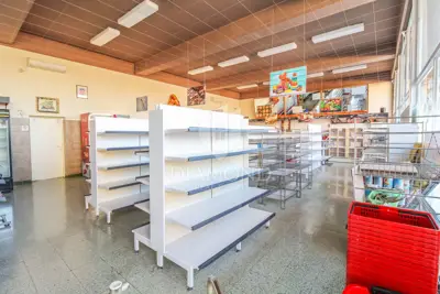 Umag, Miete von Geschäftsräumen 269 m² in einer touristischen Siedlung - 4