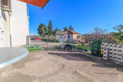 Umag, Miete von Geschäftsräumen 269 m² in einer touristischen Siedlung - 16